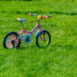 hoe ik mijn kind heb leren fietsen mamameteenblog.nl